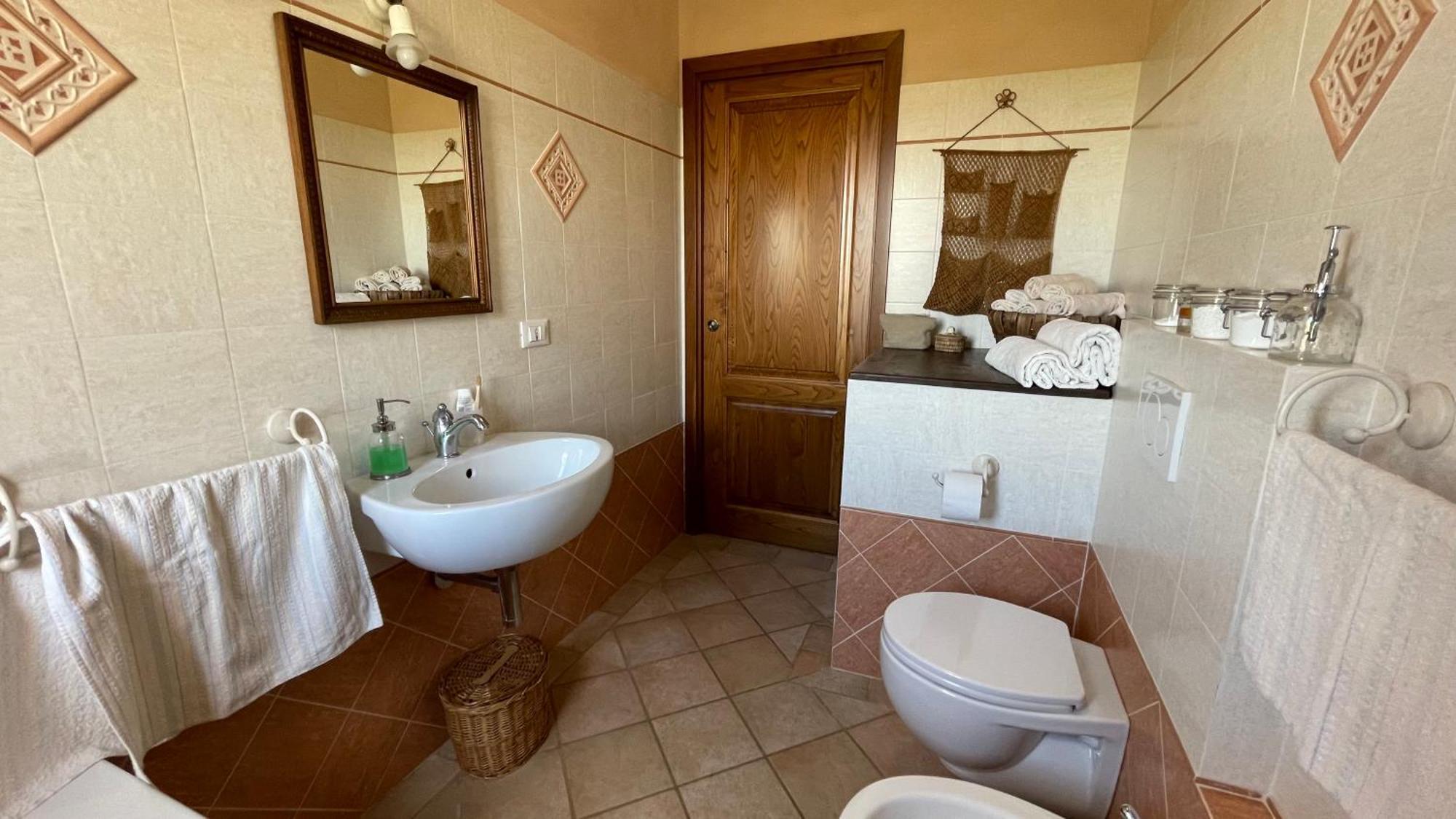 Agriturismo Podere Le Tombe Guest House Palaia Room photo